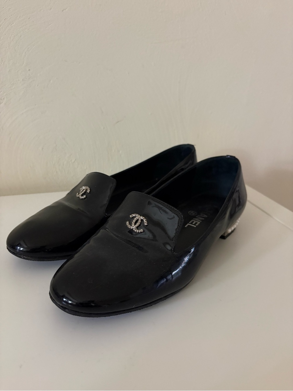 CHANEL Black Patent Leather Slip-On Loafers with Crystal CC